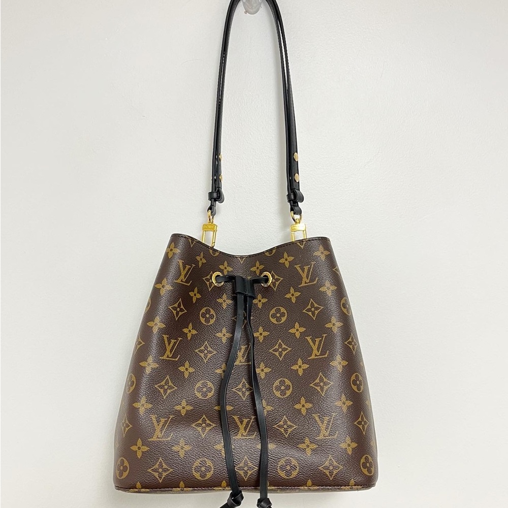 Louis Vuitton Black Monogram Neonoe MM Handbag - Picture 16 of 16